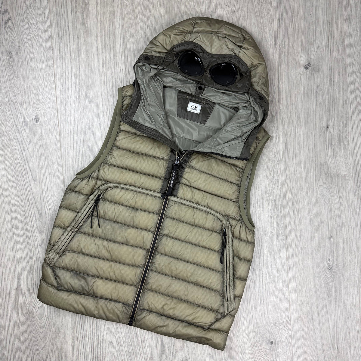 CP Company D.D. Shell Gilet - Fallen Rock