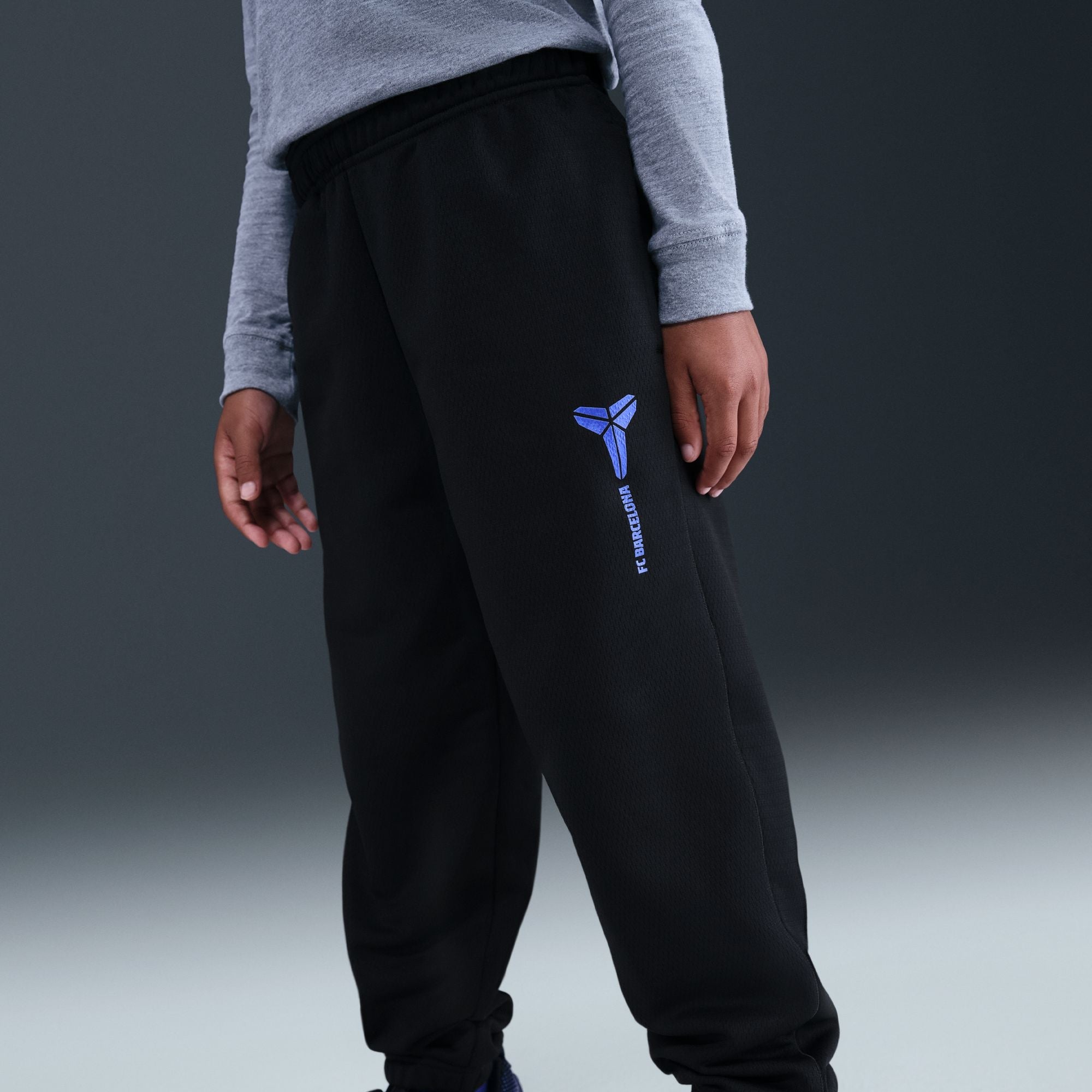 Nike FC Barcelona Away Big Kids' Kobe Therma-FIT Soccer Pants