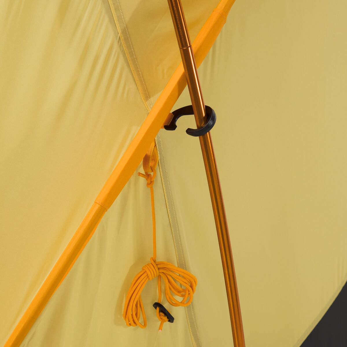 The North Face - Universal Wawona 3 Tent - Honeyed Sand/Anthracite Grey