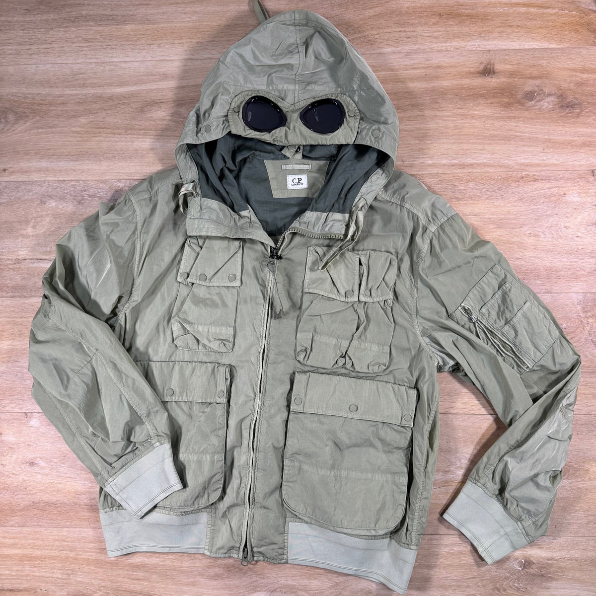 C.P. Company Chrome-R Goggle Jacket in Moss Gray - Green