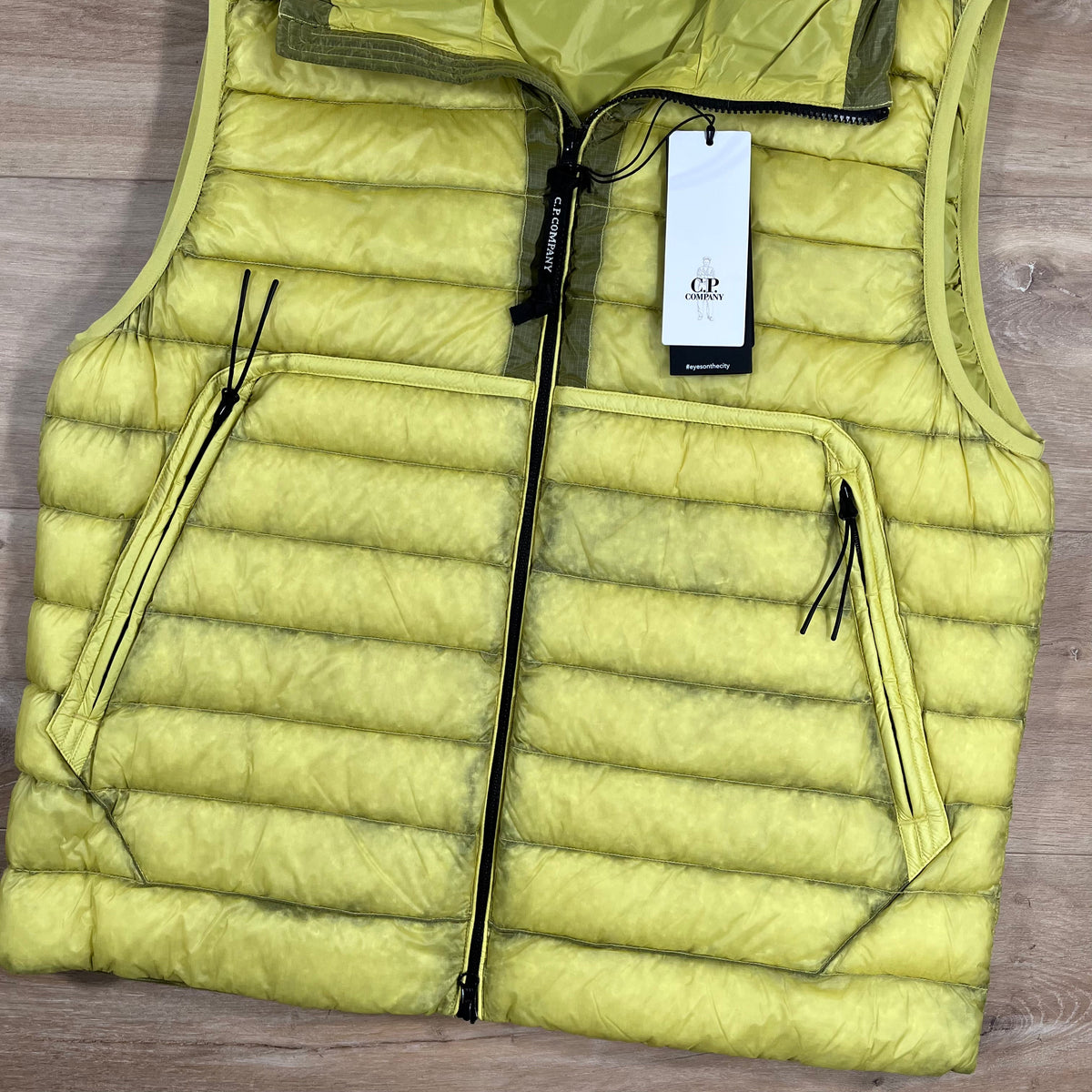C.P. Company D.D. Shell Goggle Down Gilet in Green Sheen - Yellow